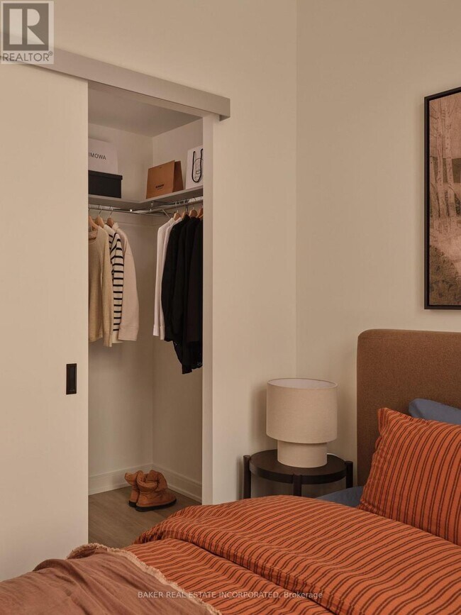 Photo - 65 Trinity St Unité 320