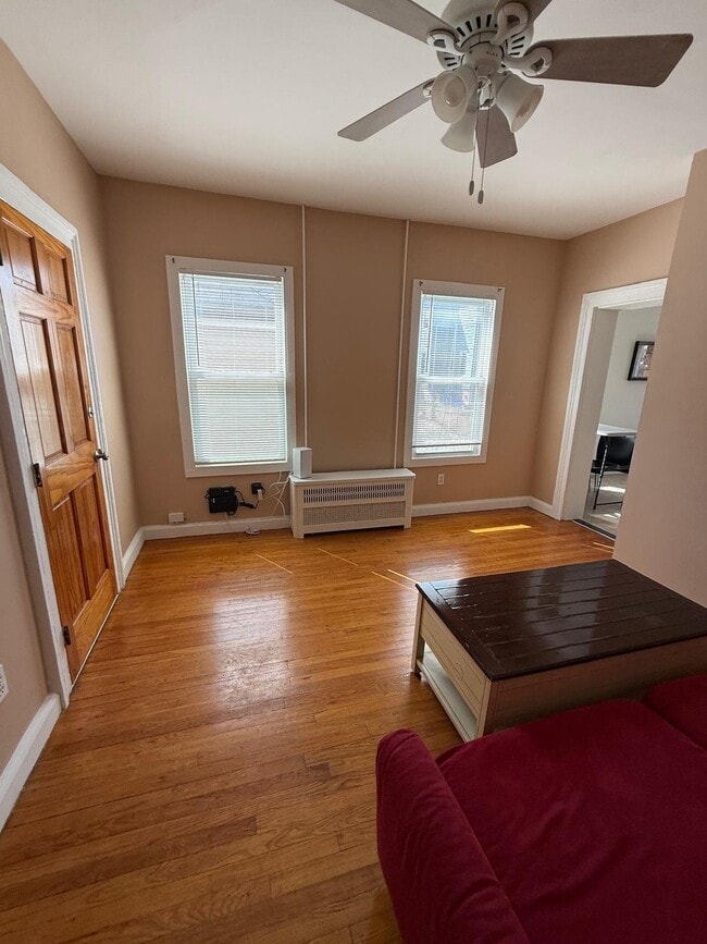 Photo - 53 Carman St