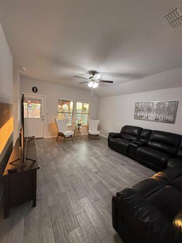 Photo - 549 Houndstooth Dr