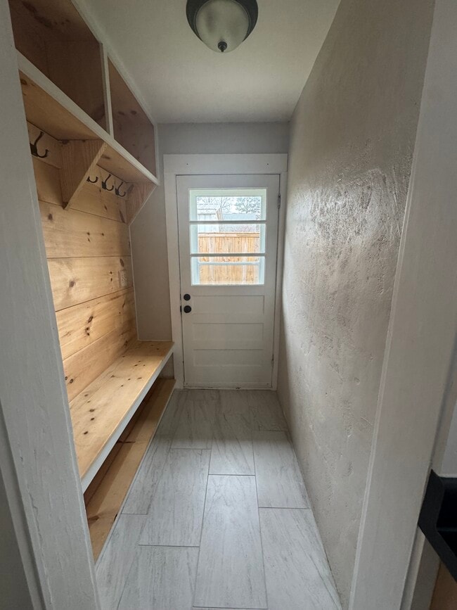 Photo - 610 Ripley Ave