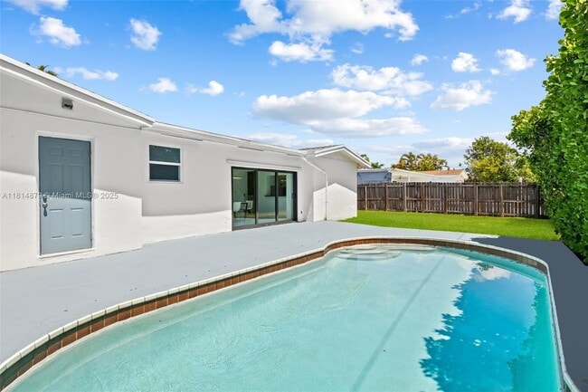 Photo - 20515 NE 19th Ct