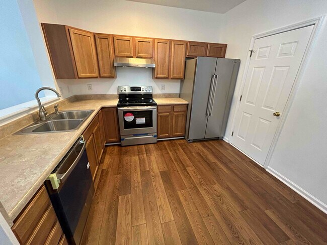 Photo - 6306 Bishops Pond Ln