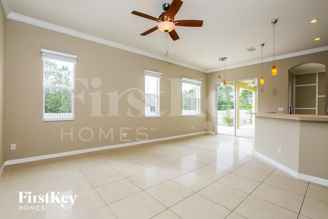 Photo - 2611 20th St W