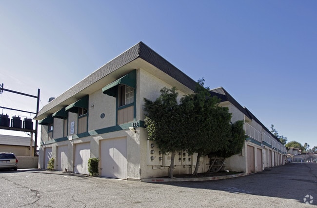 Campus Ave Apts