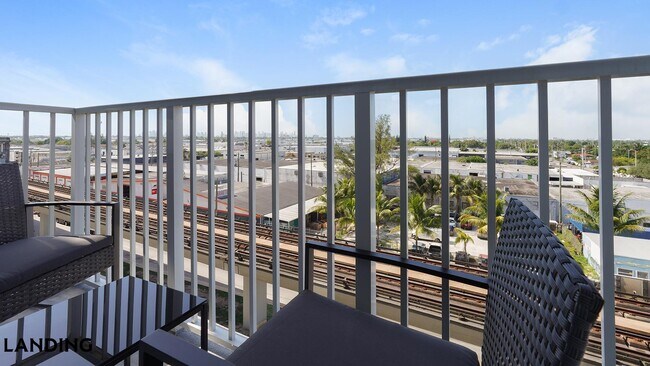1025 E 25th St Unit 612