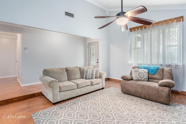 Photo - 4700 Longstreet Pl