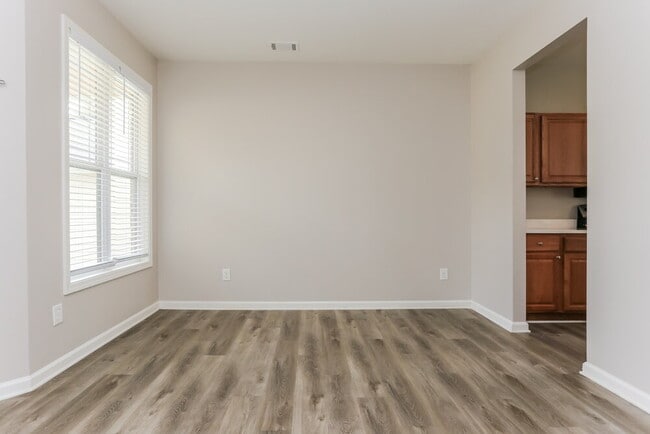 Photo - 1555 Persimmon Trace