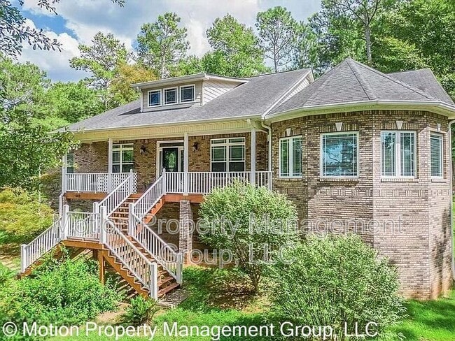 682 E Mourning Dove Ct