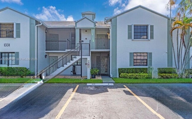 Building Photo - 1331 S Franklin Ave Unit 1331I