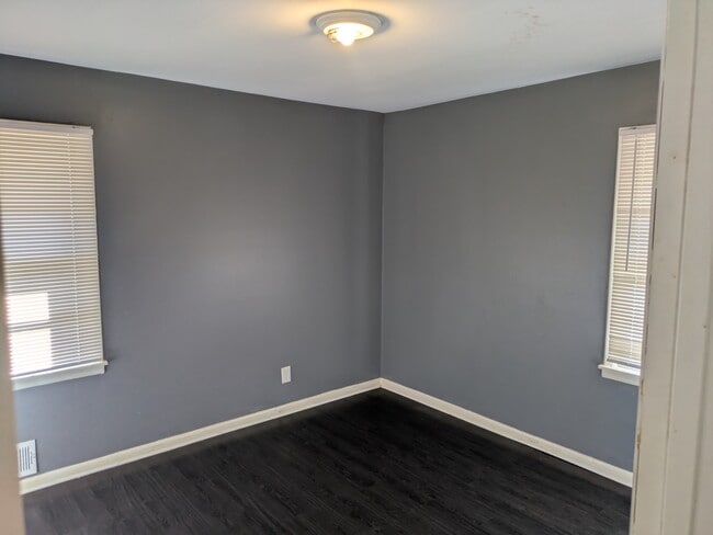 Photo - 6097 Park Dr