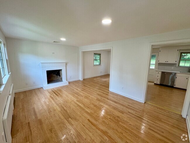 Building Photo - 30 Fairview Dr Rental