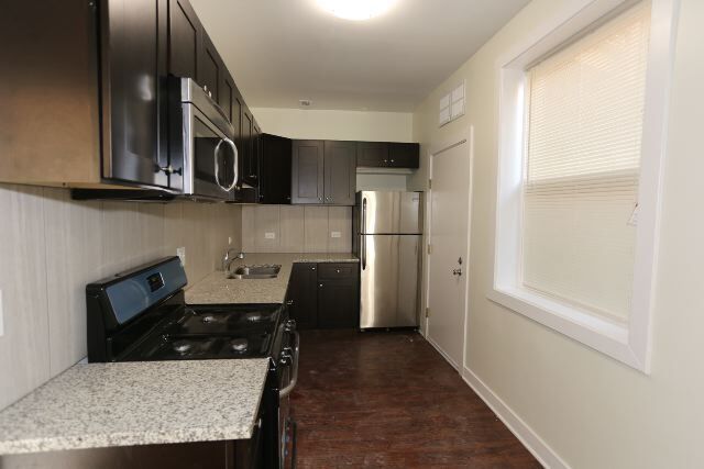 Photo - 2944 W Montrose Ave Unit 3