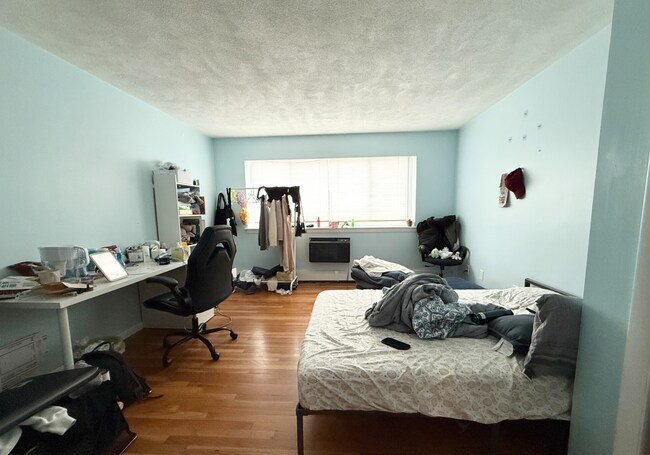 Photo - 20 Radcliffe Rd Condo