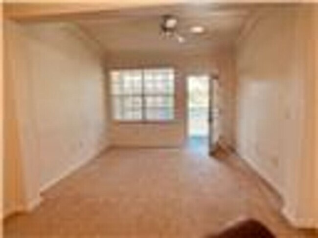 Photo - Palm Estates 2/2