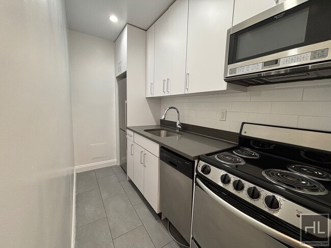 Photo - WEST 73 STREET Unit 4B