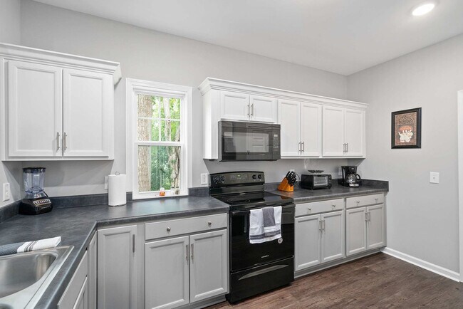 443 Reynolds St Unit SI ID1523803P