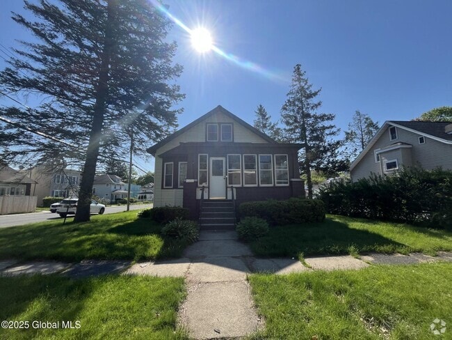Building Photo - 1822 7th St Rental