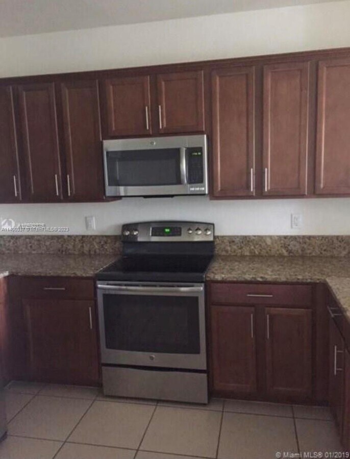 Photo - 10630 NW 88th St Unidad 228