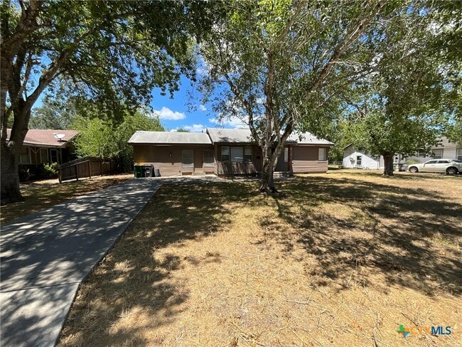 Photo - 1004 Lawndale Ave