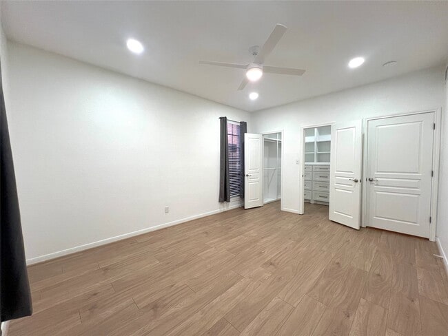Photo - 2425 Underwood St Unit 154