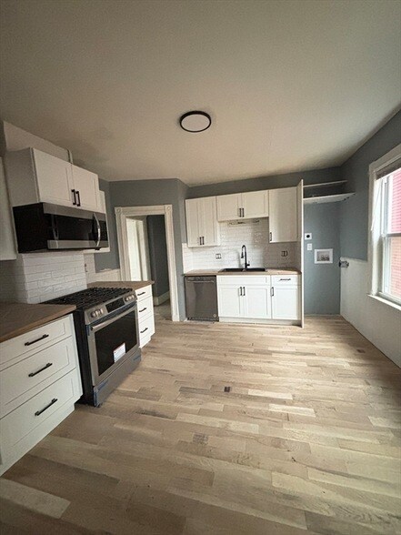 Photo - 46 Evelyn St Unit 1