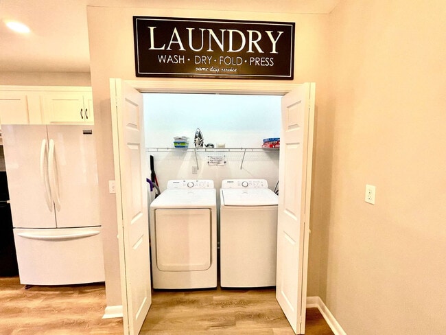 Photo - 2560 Hammond Dr Unit SI ID1543019P