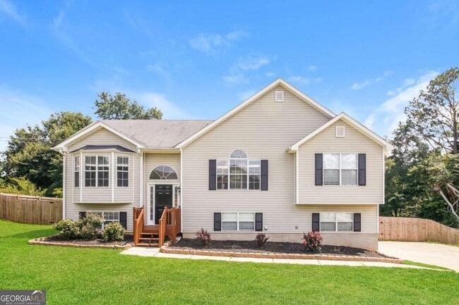 Building Photo - 37 Ridgefield Dr