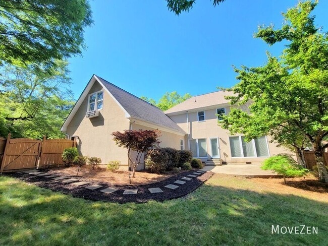 Photo - 2400 Tweedmore Ct