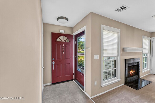 398 Hampton Pl