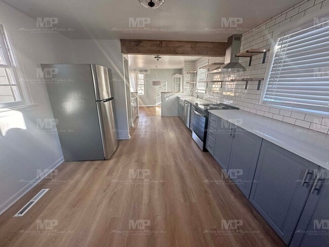 Photo - 607 S Grant Ave