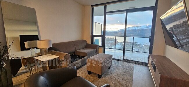 Photo - 1471 St Paul St