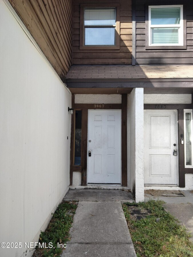 Photo - 7667 Jana Ln S