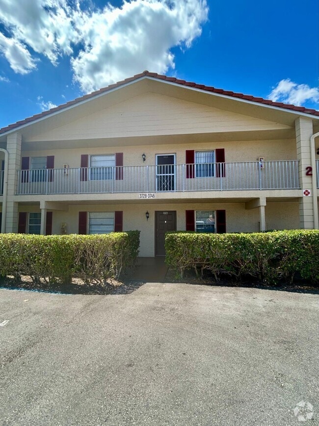 Building Photo - 3738 N University Dr Unit H-2 Rental