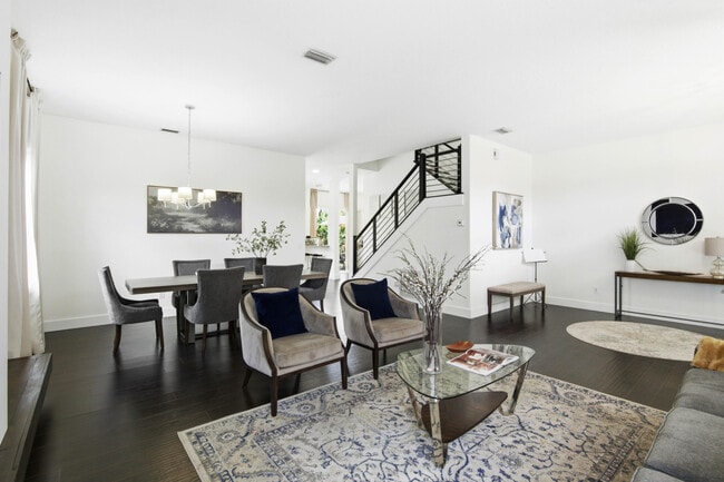 Photo - 101 Mill Pond Ln