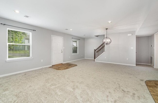 Photo - 180 Melbourne Ln