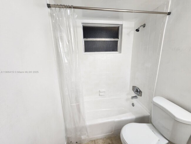 Photo - 8704 NW 35th St Unit 201