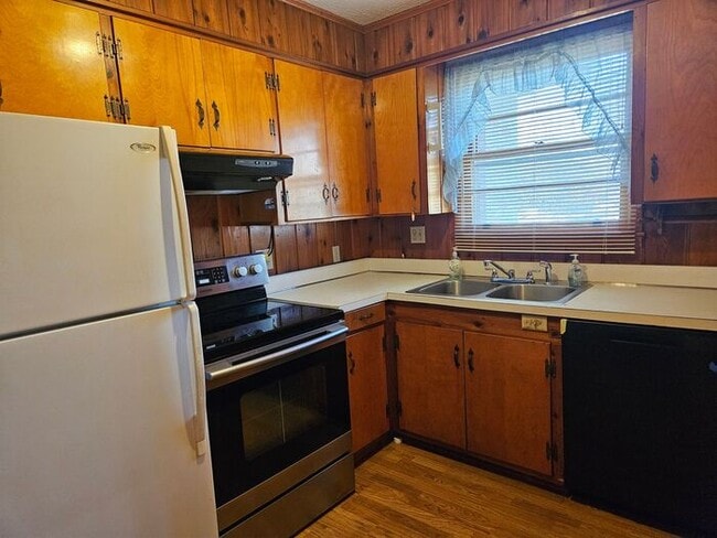 Photo - 117 Autumn Ln