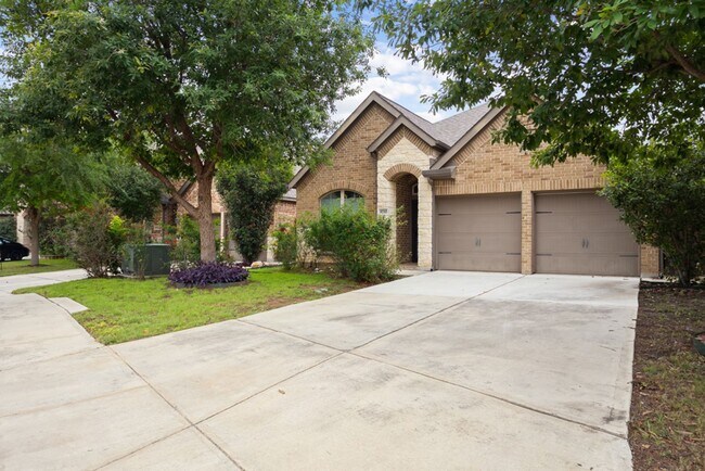 Photo - 8710 White Crown