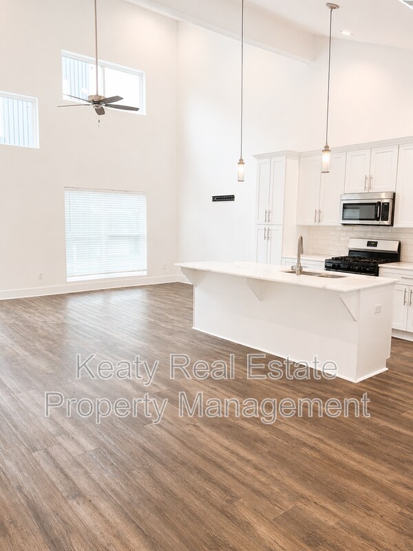 Photo - 113 Highland Park Ln