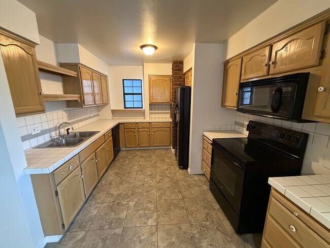 Photo - Cute 3 Bedroom Home in Sparks!