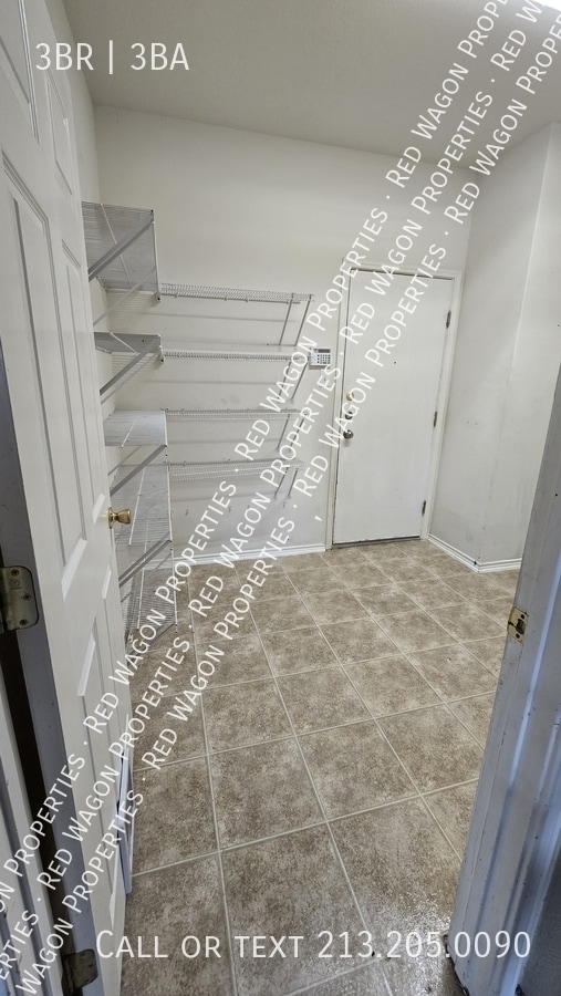 Photo - 16902 Graham Walk