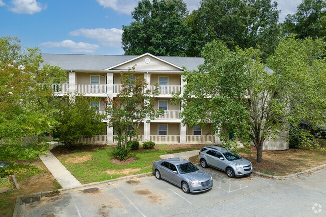 Building - The Pines Apartments of Graham