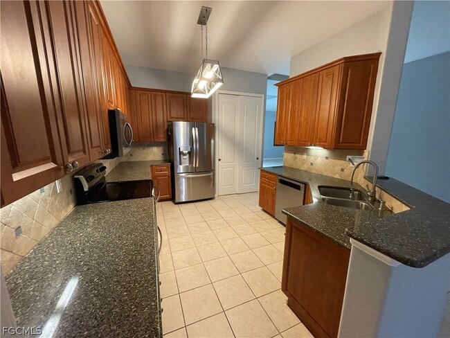 Photo - 3023 Lake Manatee Ct