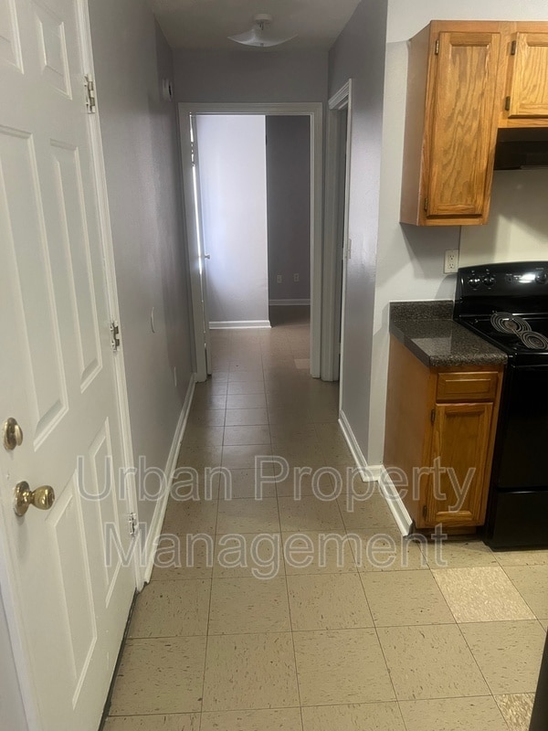 Photo - 283 Leath St