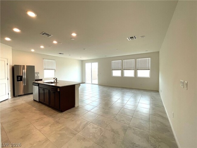 8211 Lantana Spgs St