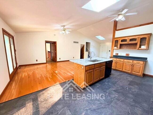 Photo - Luxury Living in Auburn