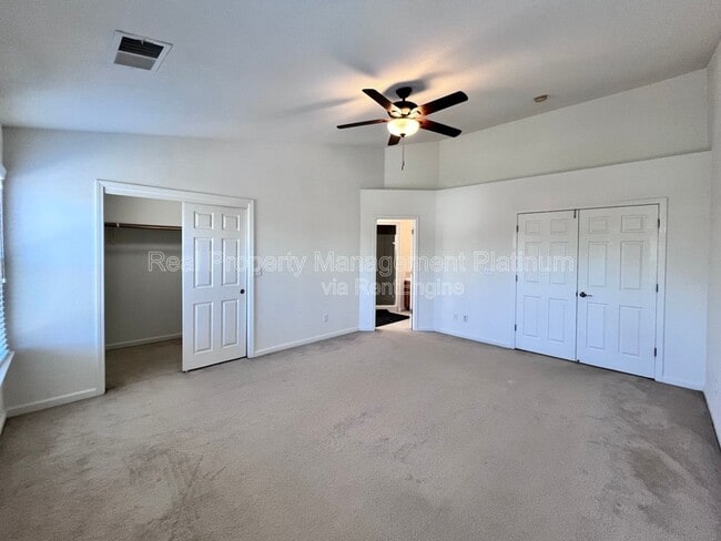 Photo - 5460 W Ashcroft Ave