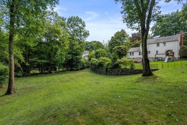 Photo - 11 Nantucket Rd