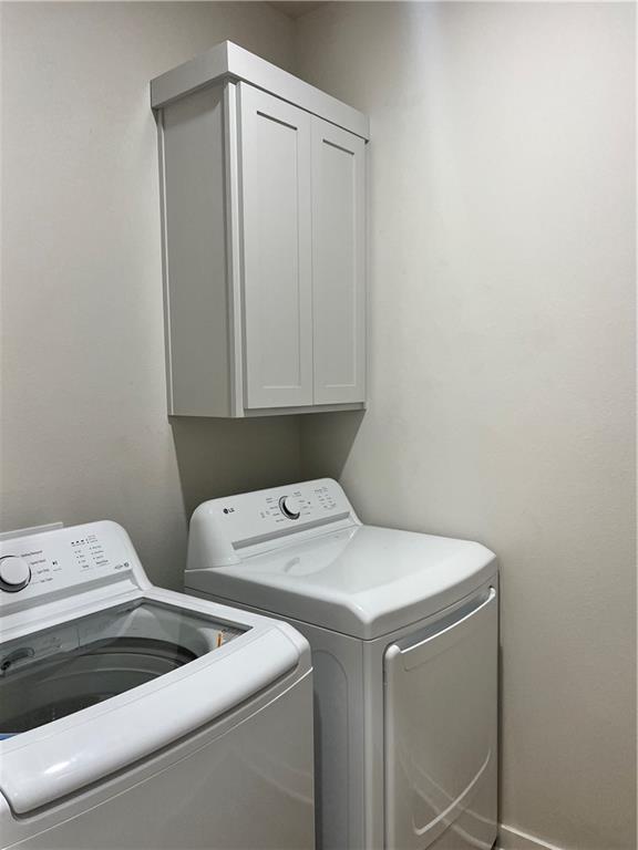 Photo - 631 Cosmos St