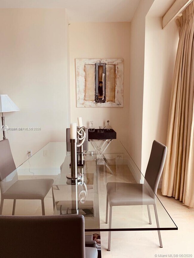 Photo - 1425 Brickell Ave Unidad 43D